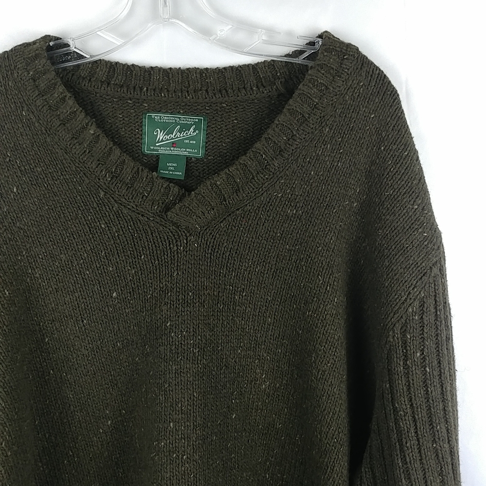 Woolrich Men's V-Neck Sweater - Olive Green